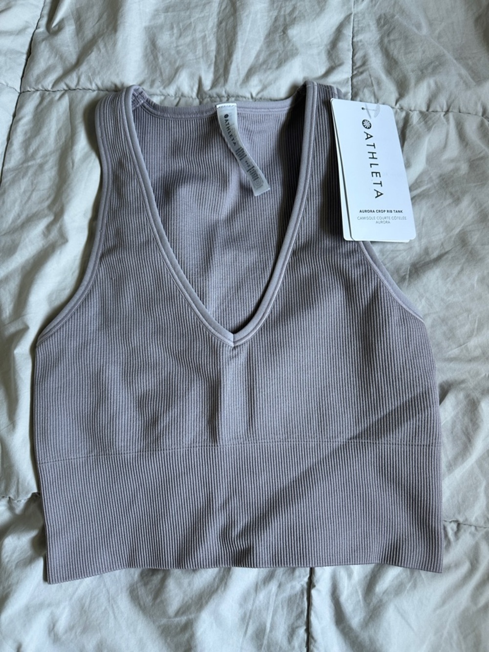 Athleta lavender crop